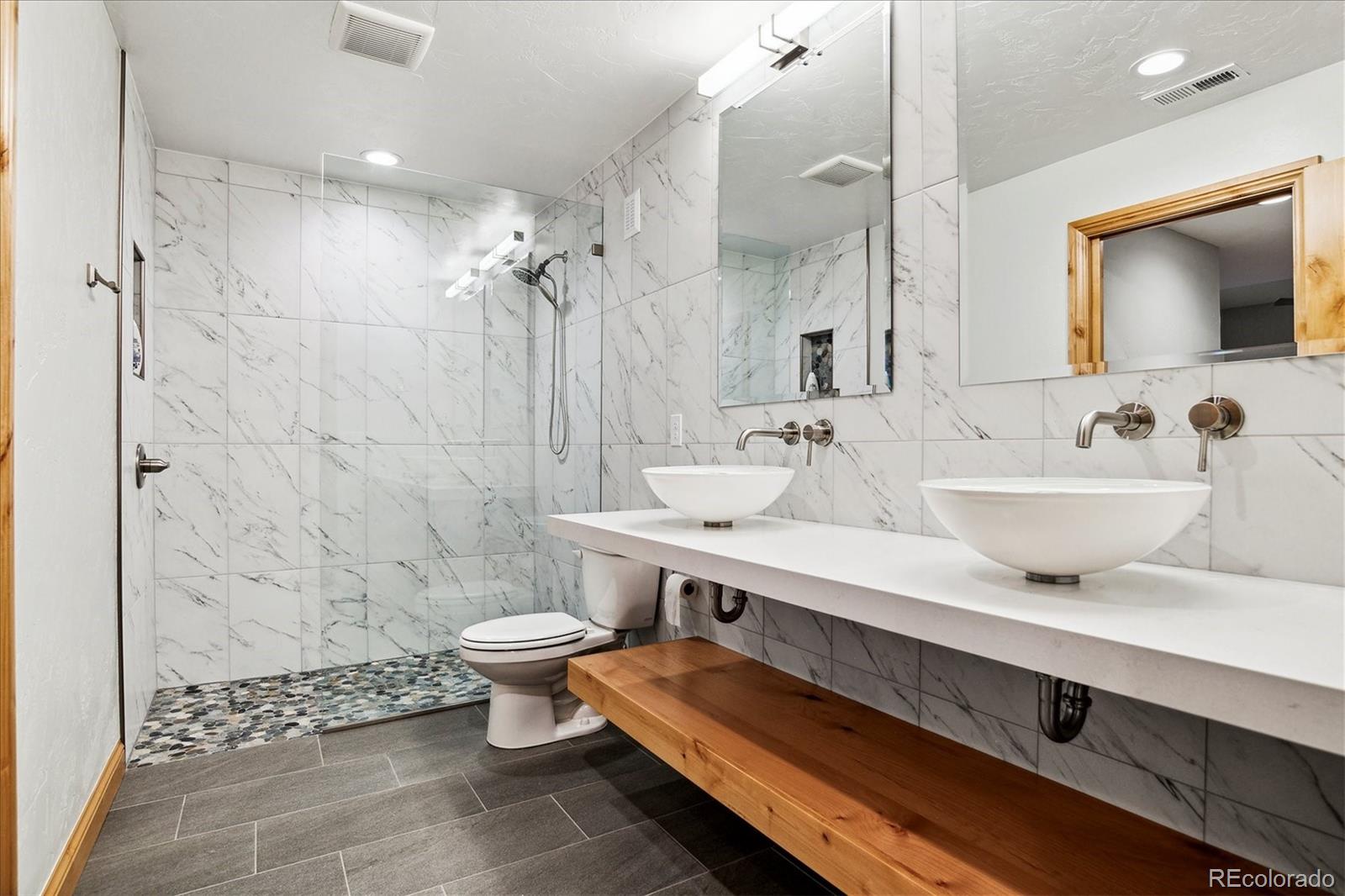 5704 Distant View Place