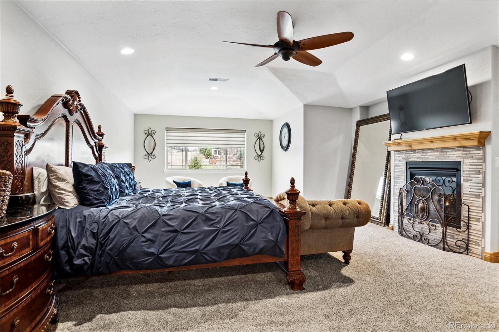 5704 Distant View Place