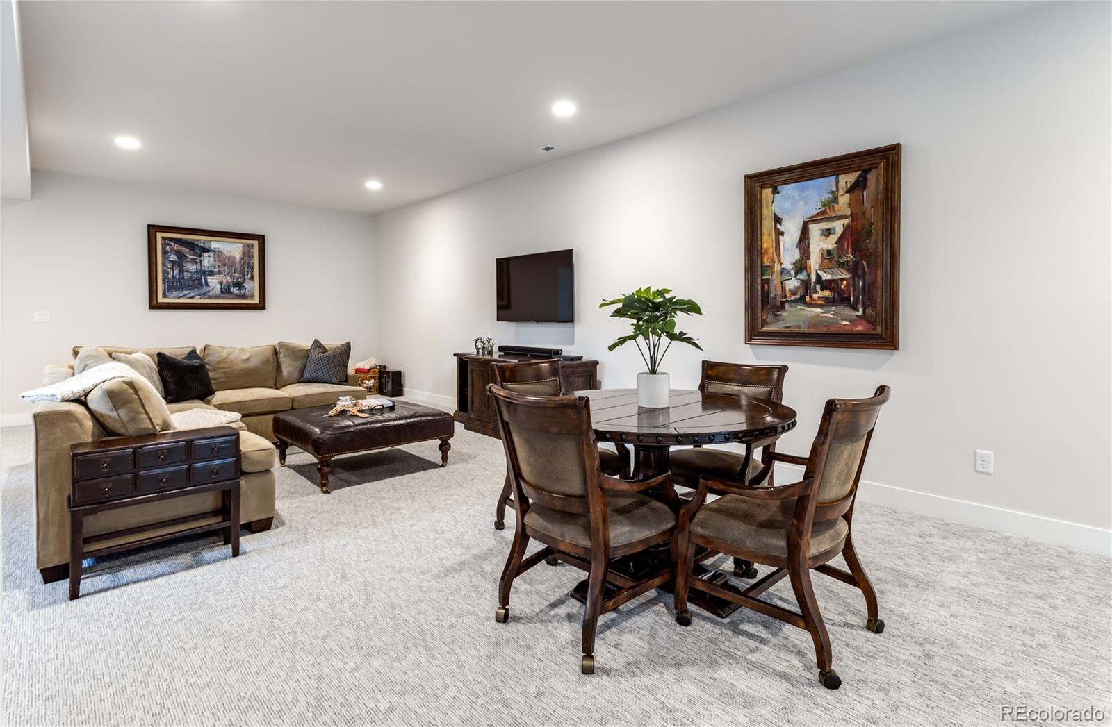 5300 Soledad Circle