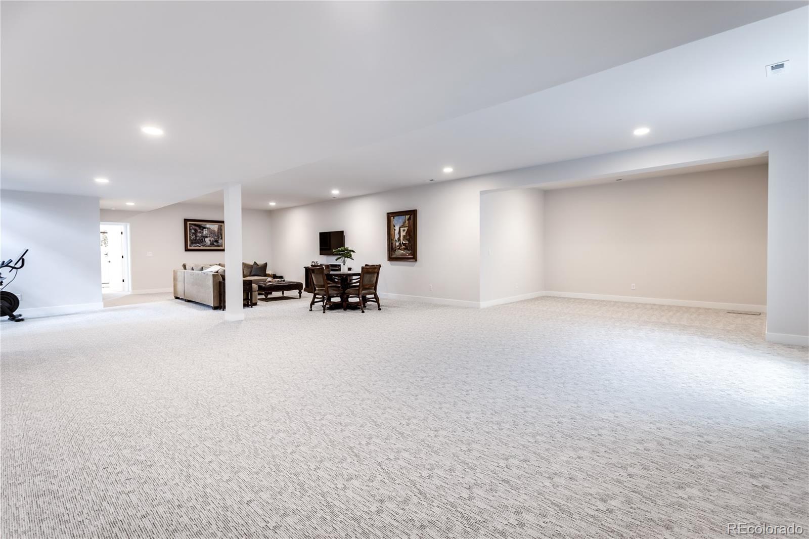 5300 Soledad Circle