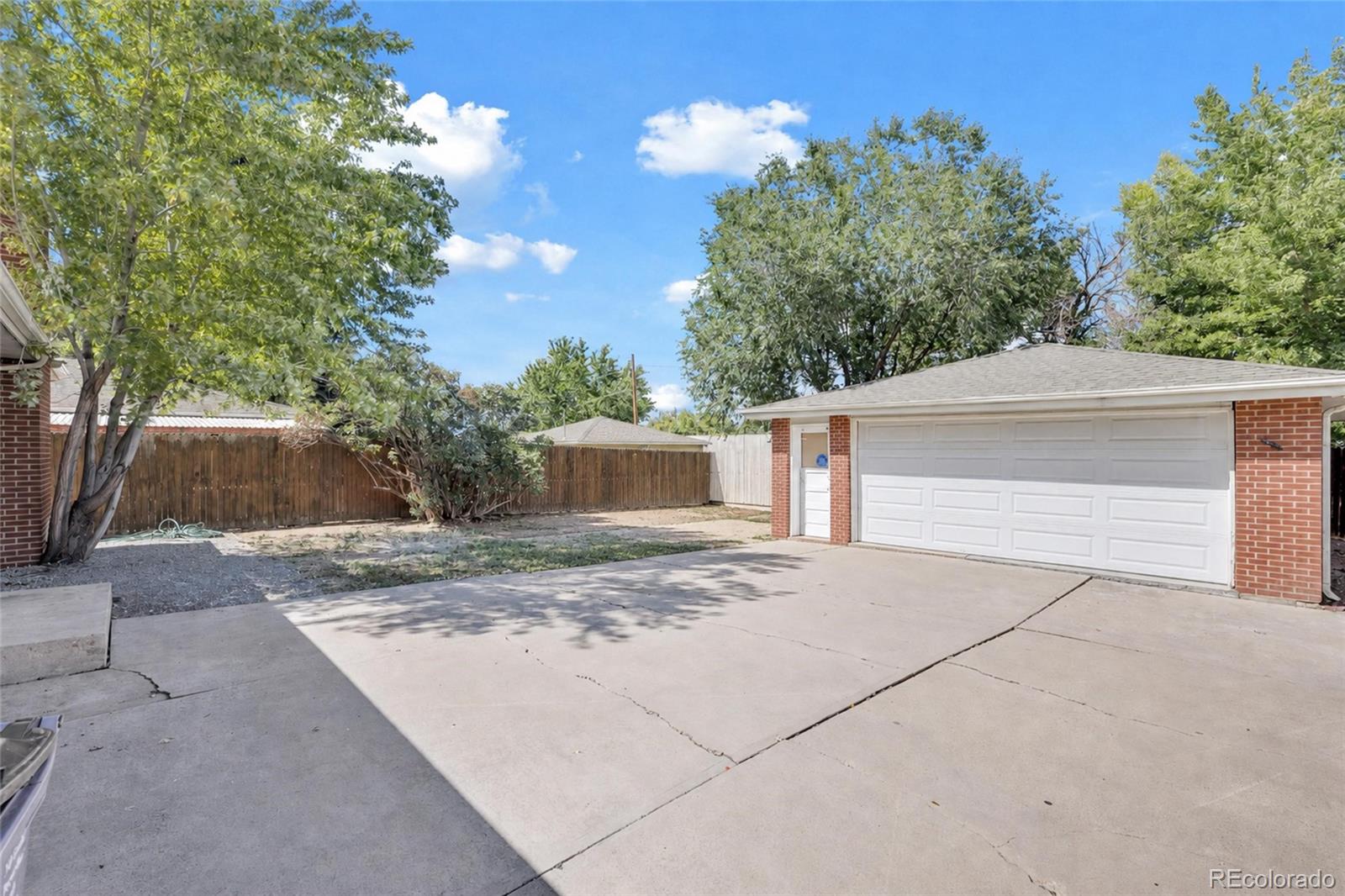 2921 E Colorado Avenue