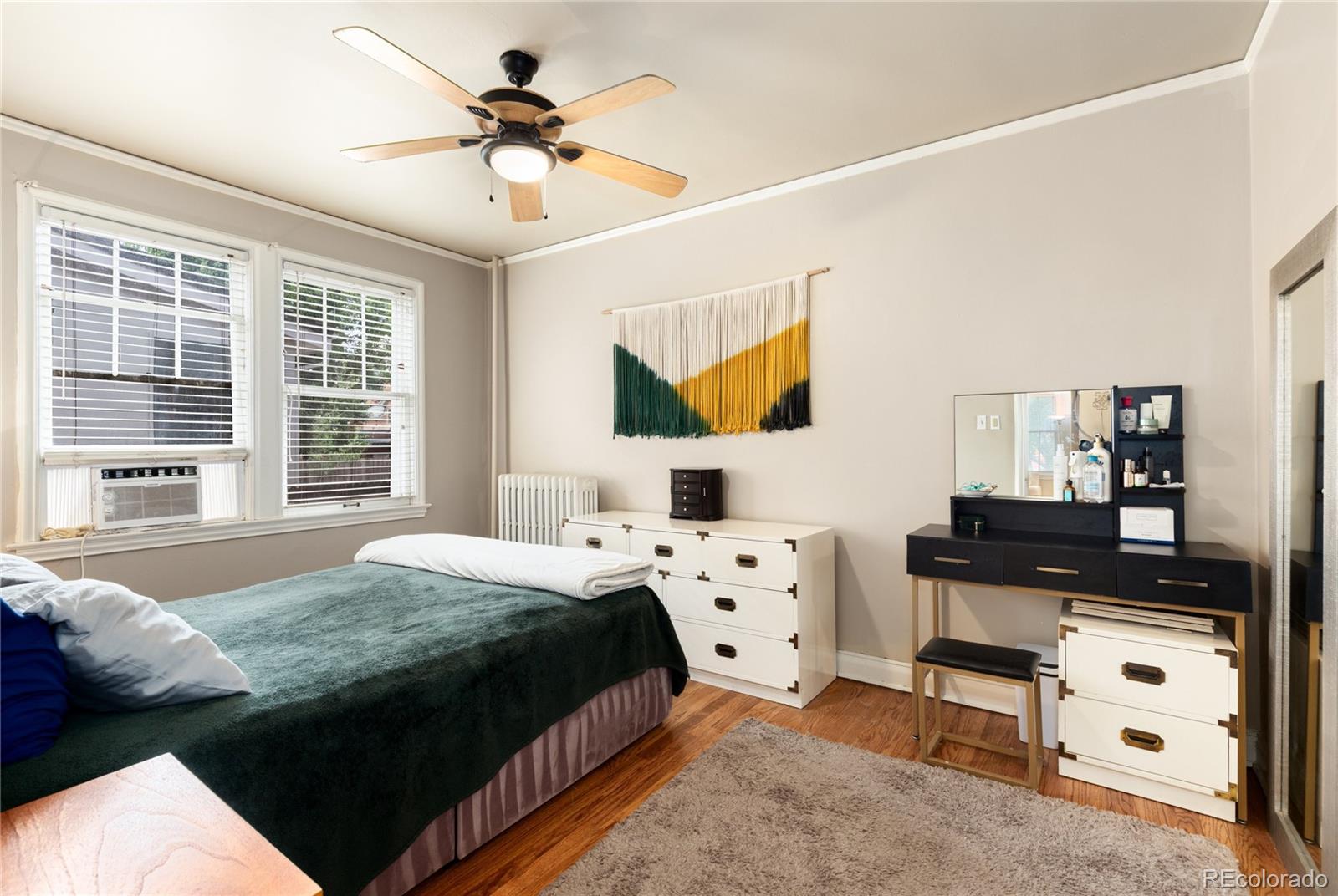 931 N Emerson Street Unit: 1