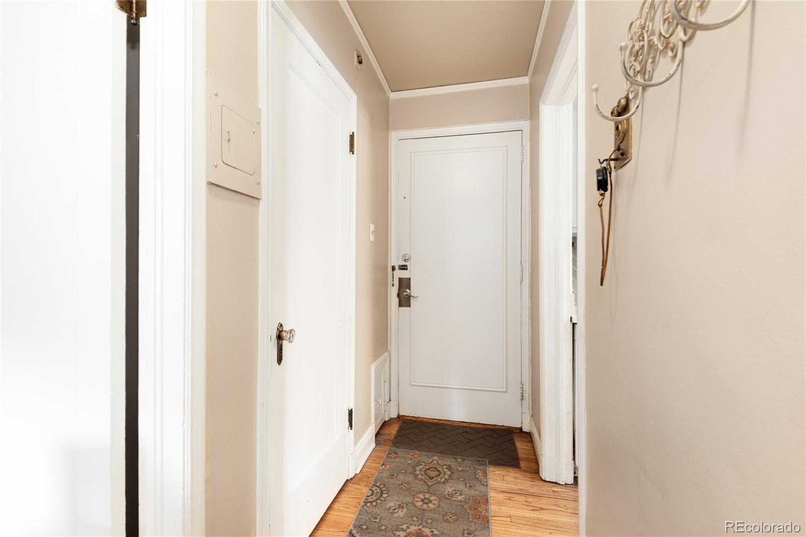 931 N Emerson Street Unit: 1