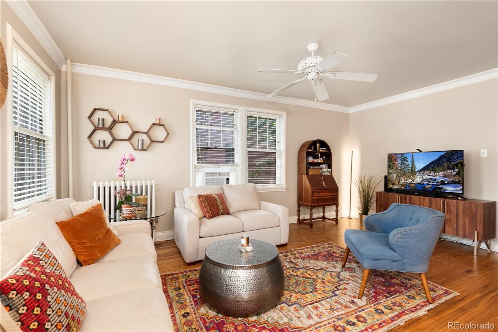 931 N Emerson Street Unit: 1