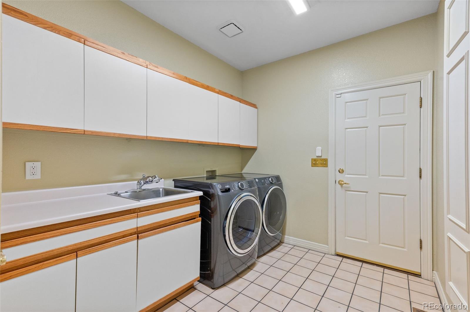 16476 E Powers Place