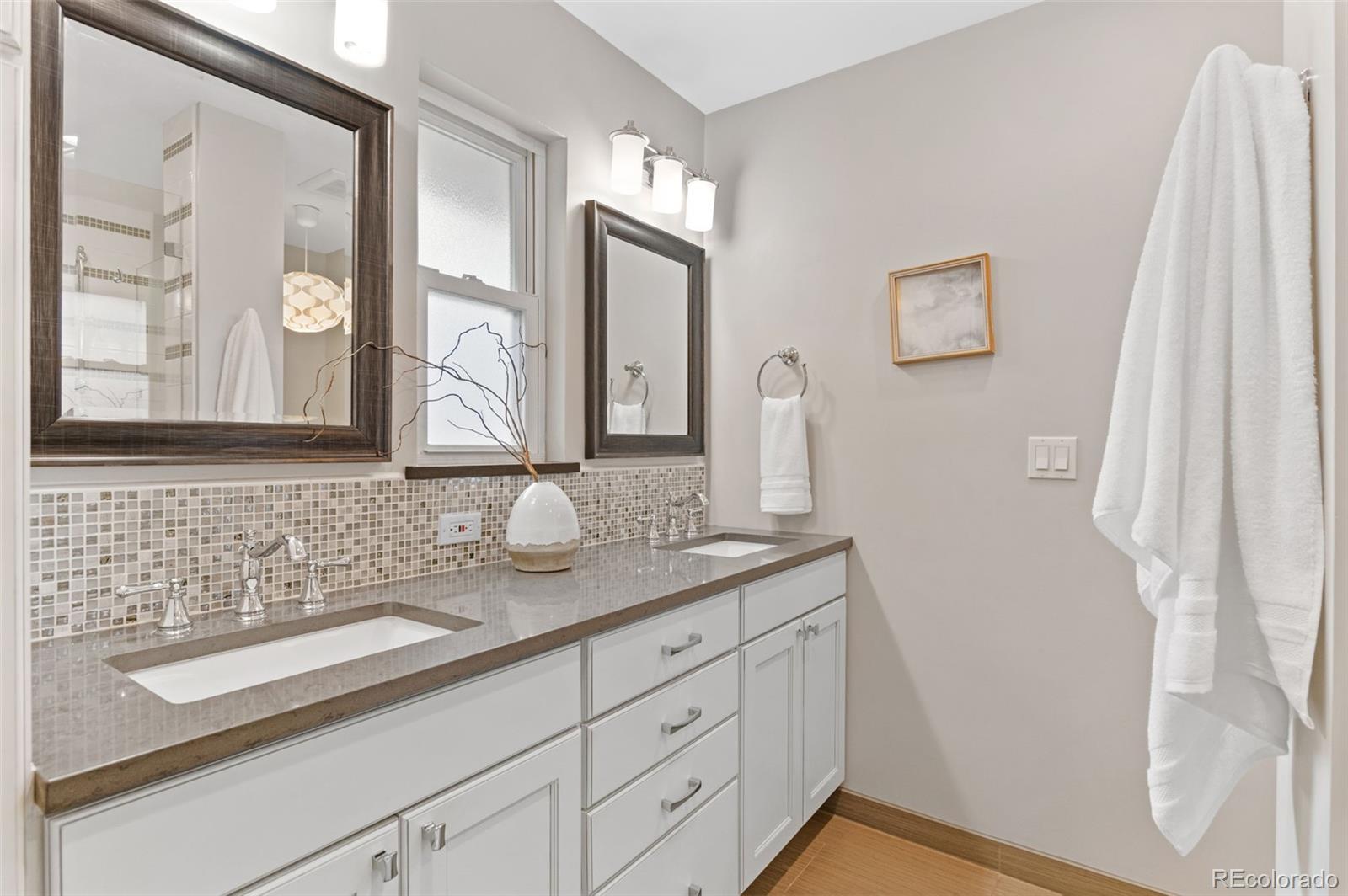 2717 S Langley Court