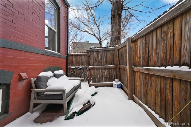 2541-2543 W 27th Avenue