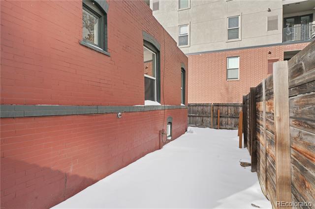 2541-2543 W 27th Avenue