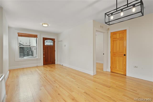2541-2543 W 27th Avenue