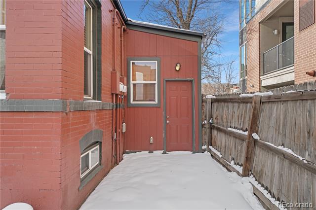 2541-2543 W 27th Avenue