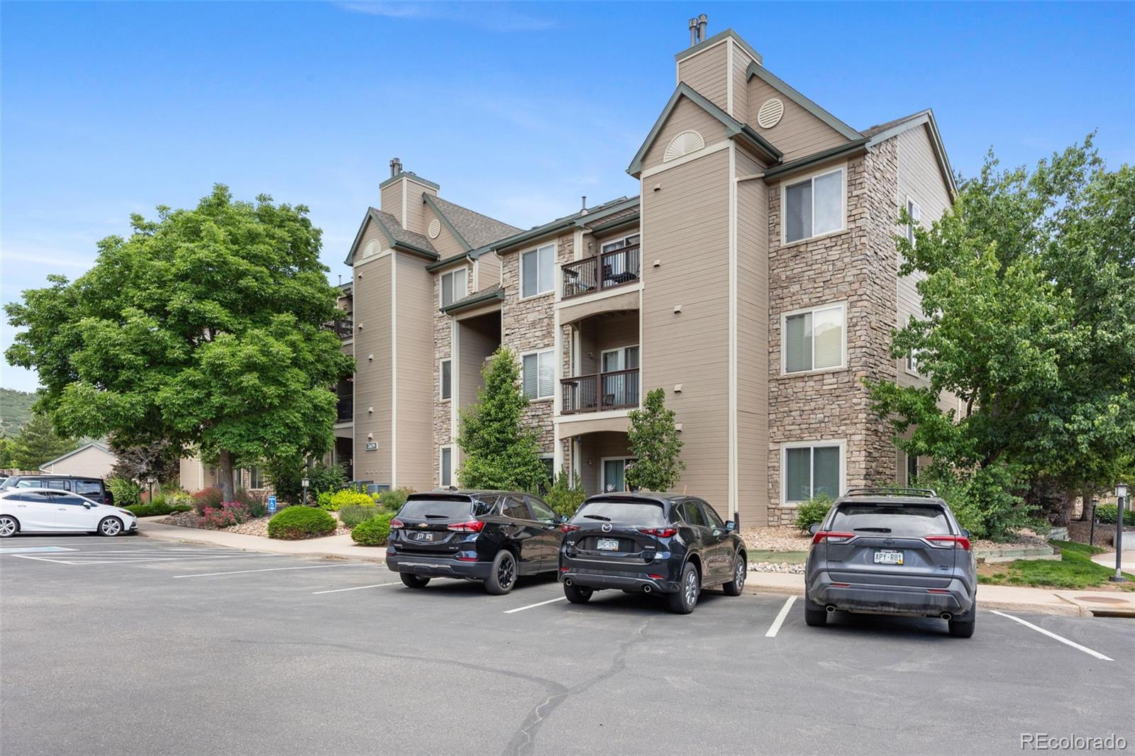 7409 S Alkire Street Unit: 304