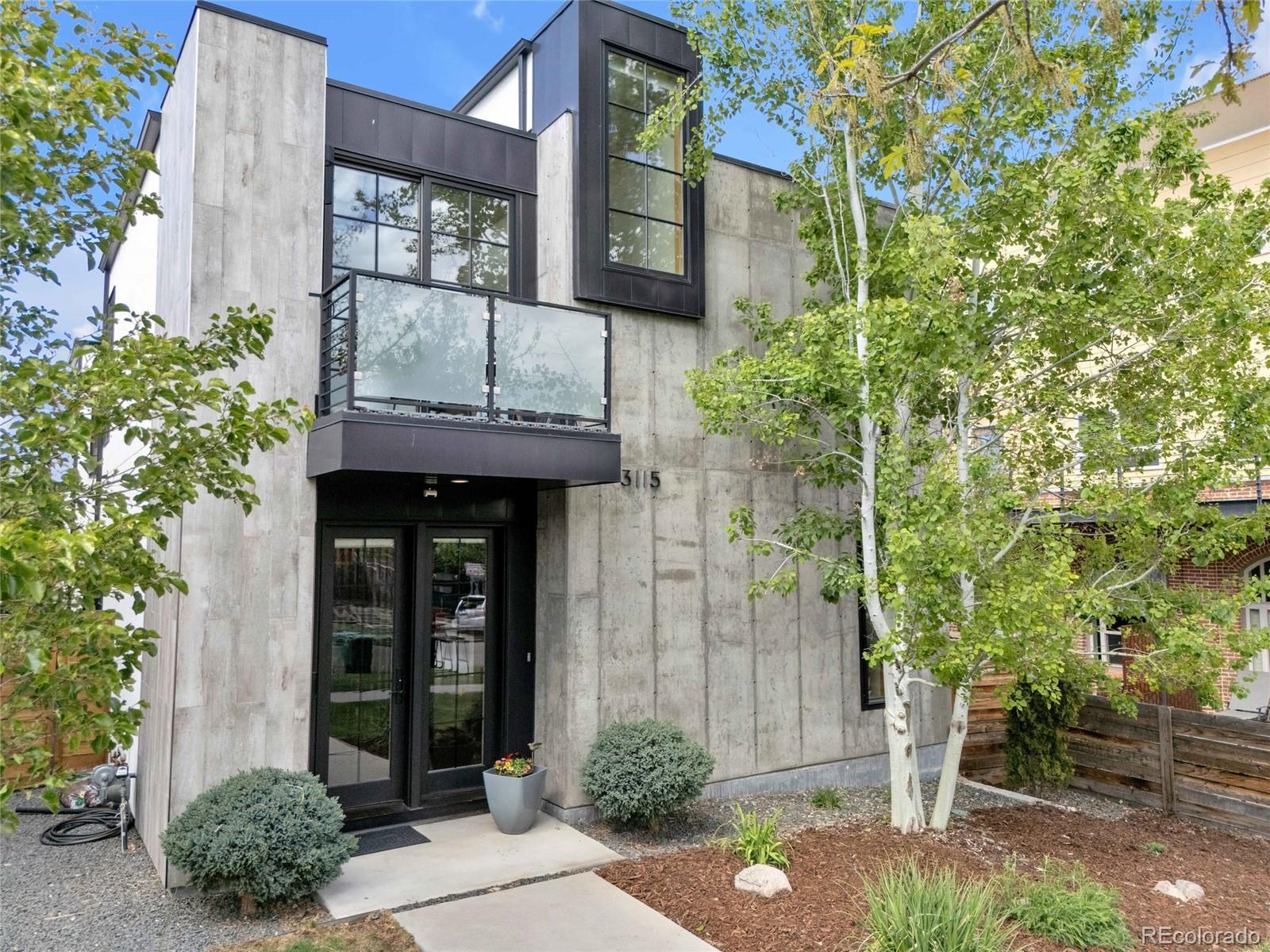 3115 W 25th Avenue