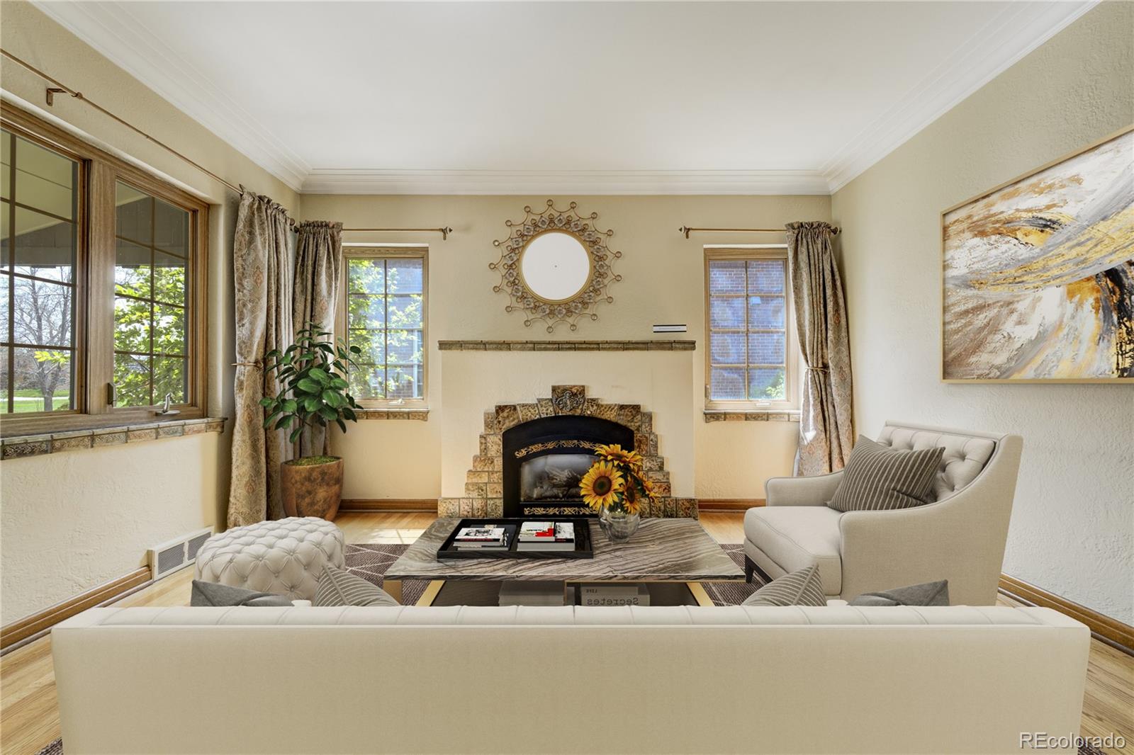 2285 N Monaco Parkway