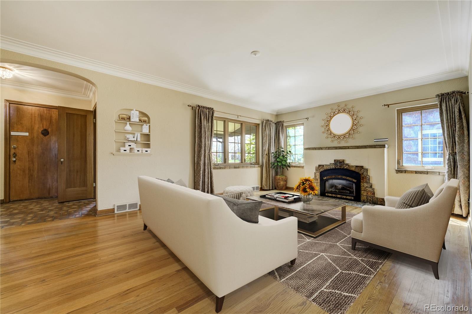 2285 N Monaco Parkway