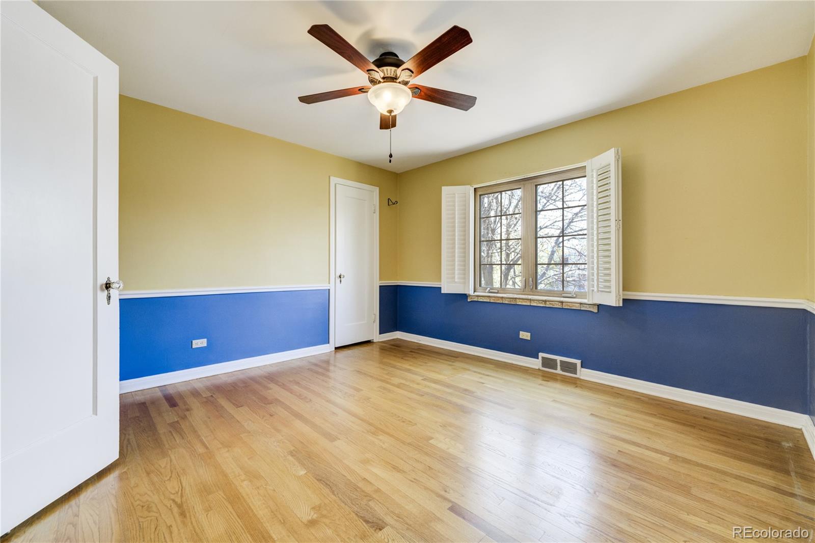 2285 N Monaco Parkway