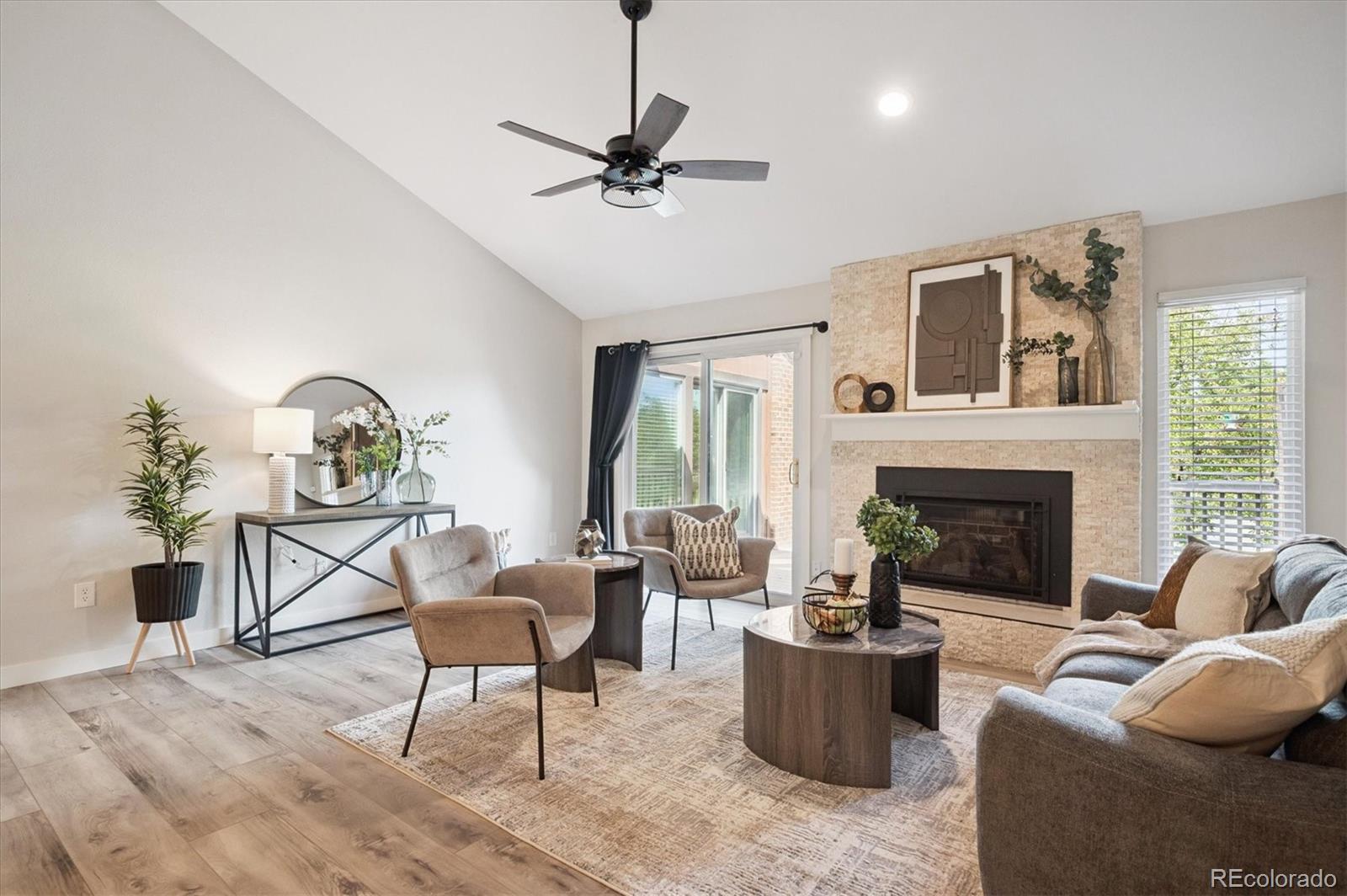 6325 W Mansfield Avenue Unit: 220