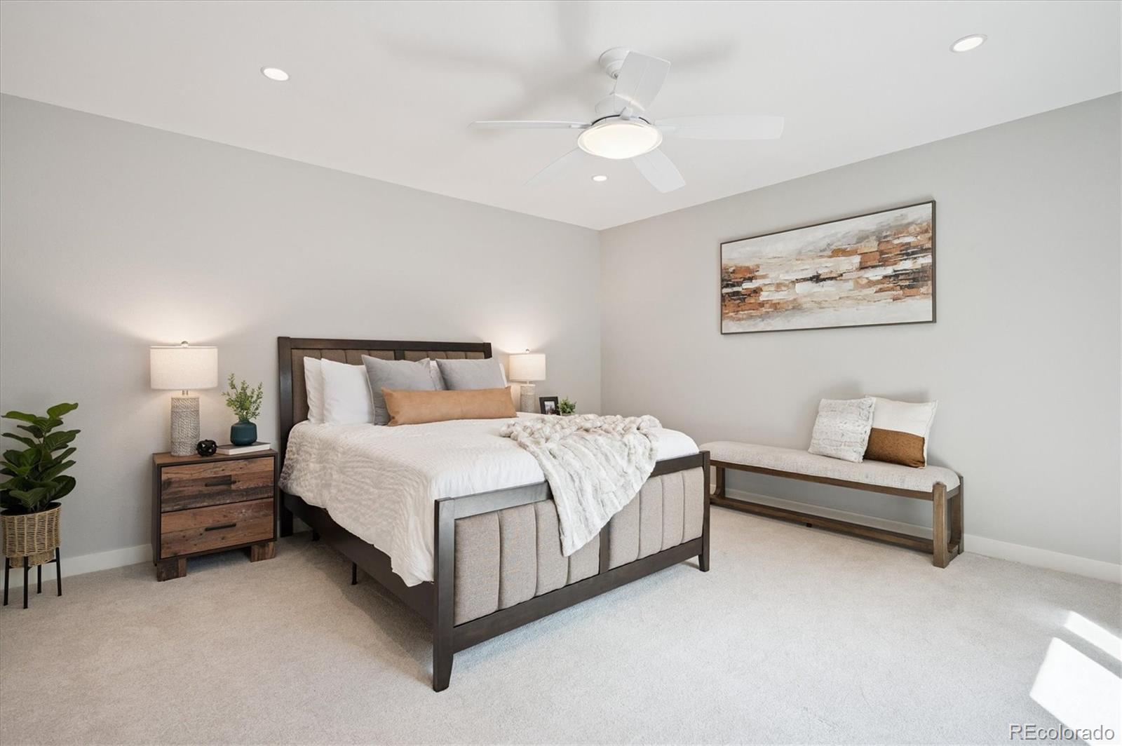 6325 W Mansfield Avenue Unit: 220