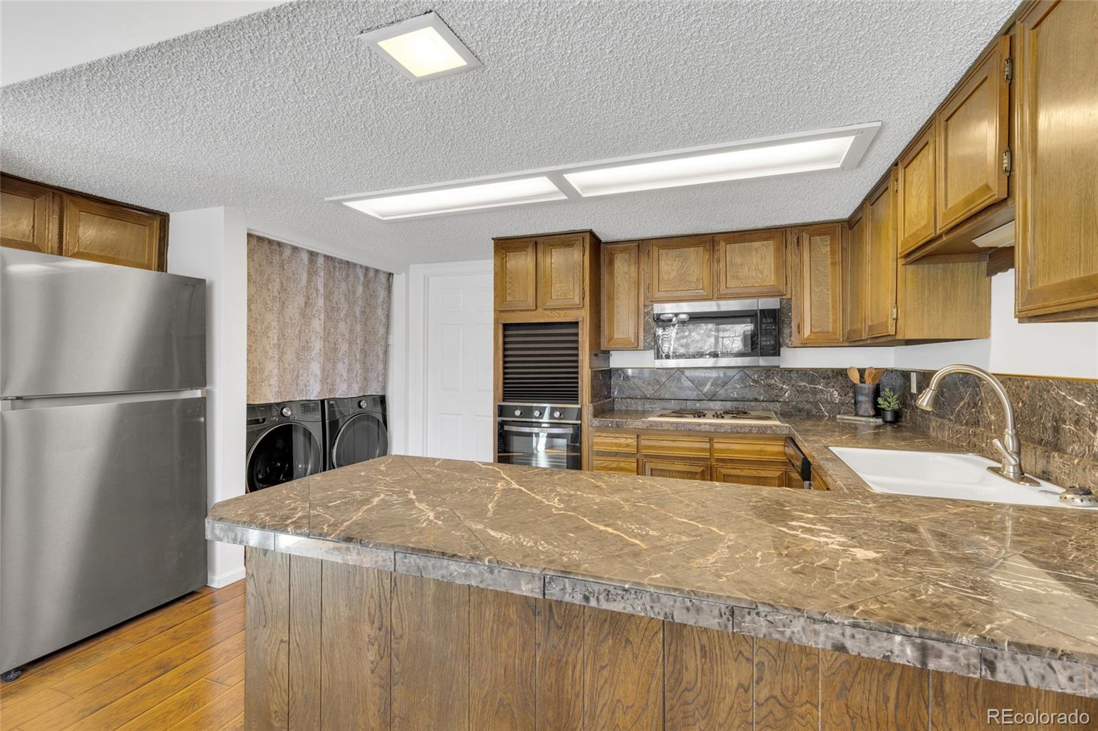 7165 S Vine Circle W