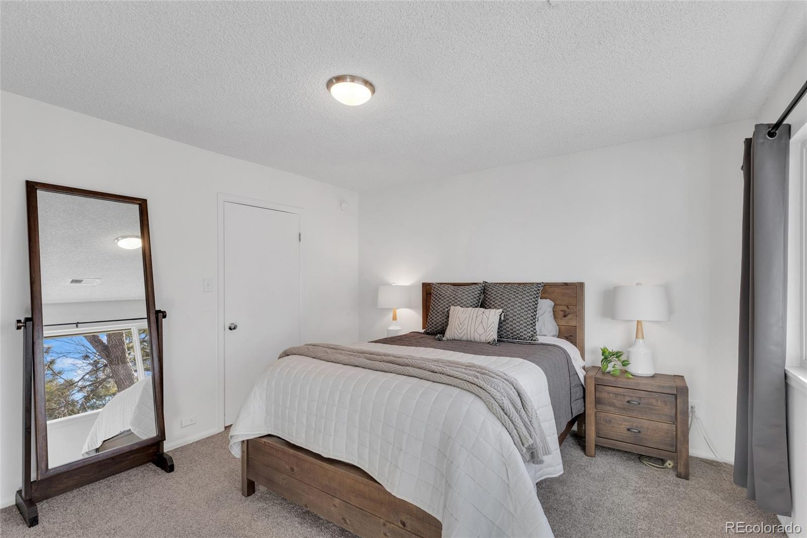 7165 S Vine Circle W