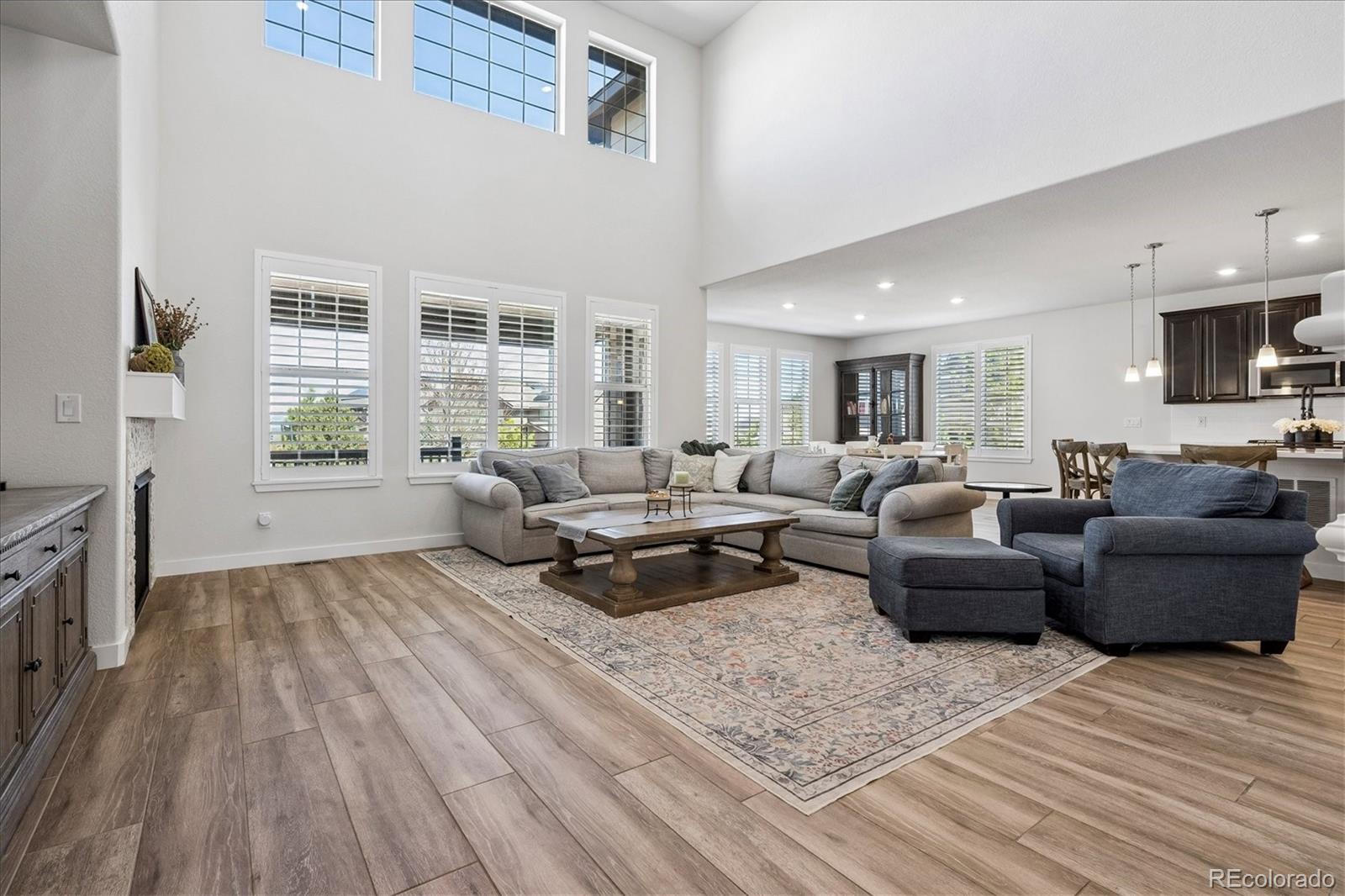 9555 Williamsburg Street
