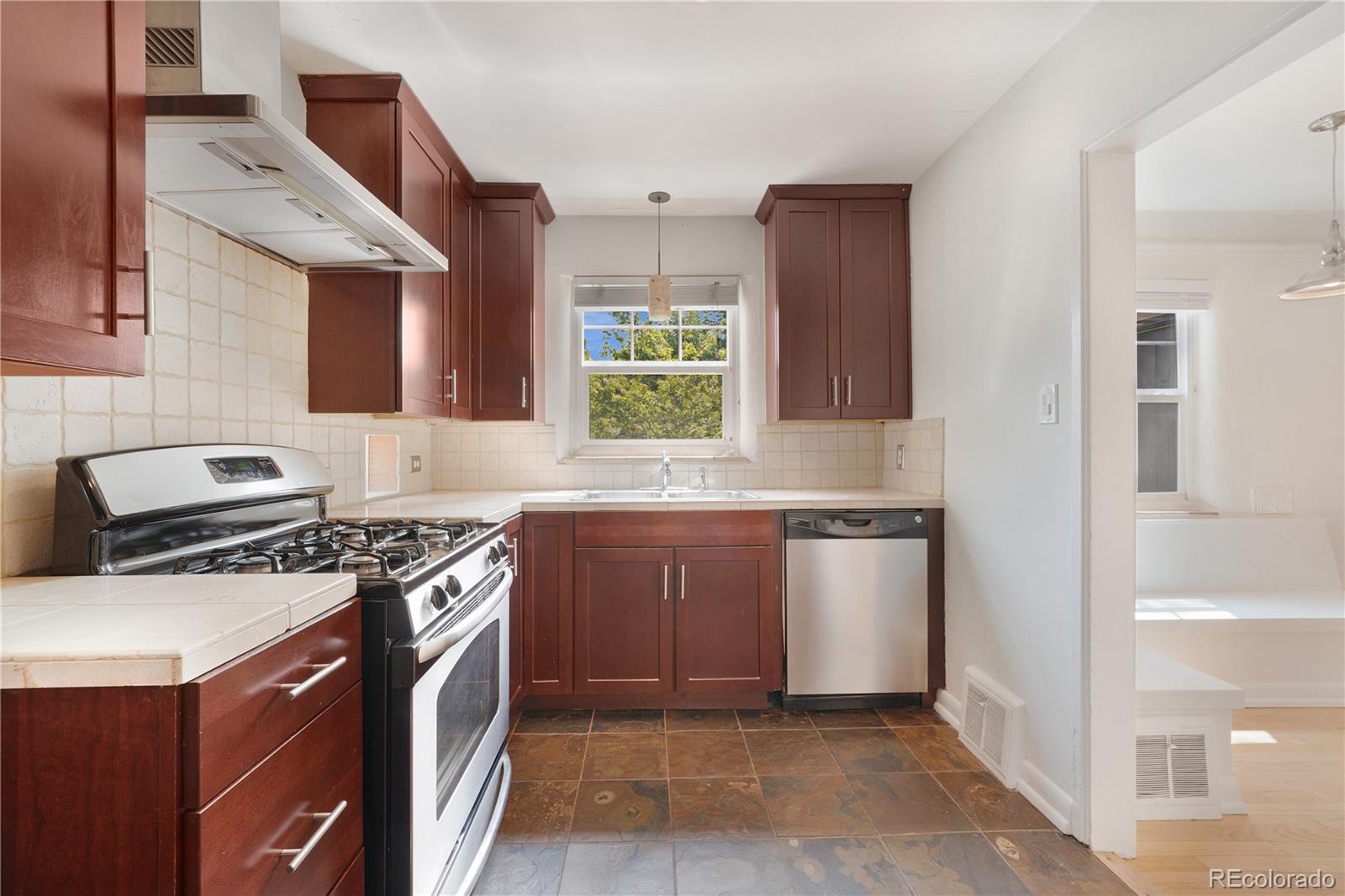 1111 Kearney Street
