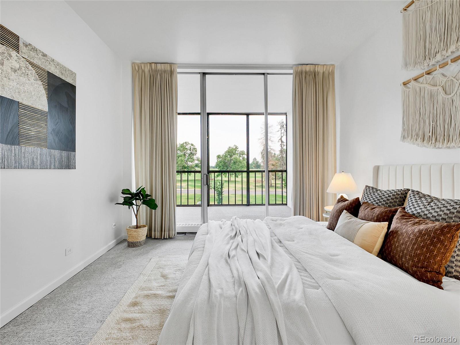 1201 N Williams Street Unit: 2B