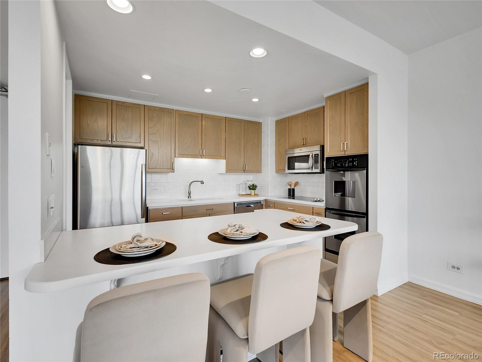 1201 N Williams Street Unit: 2B