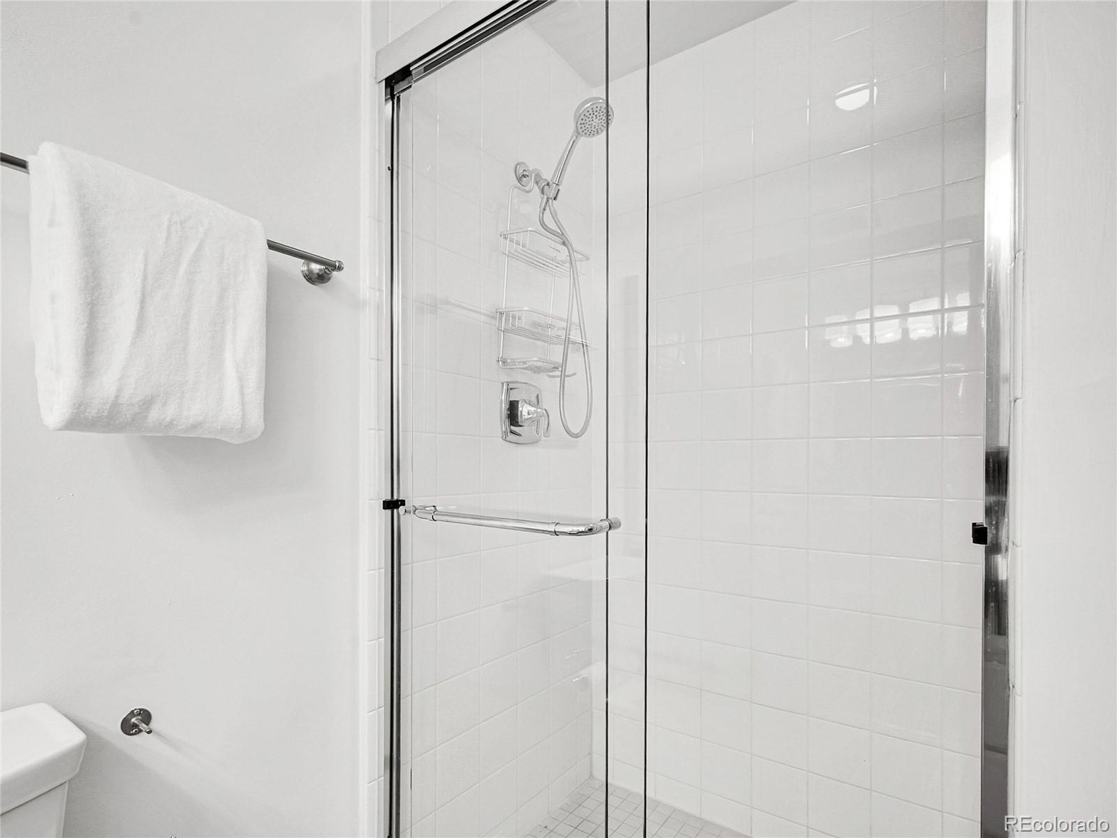 1201 N Williams Street Unit: 2B