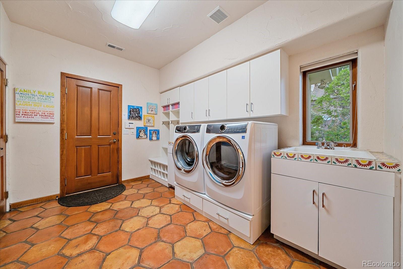 7022 Secrest Court
