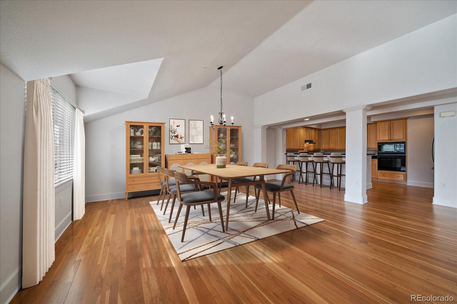 300 Hudson Street Unit: 302