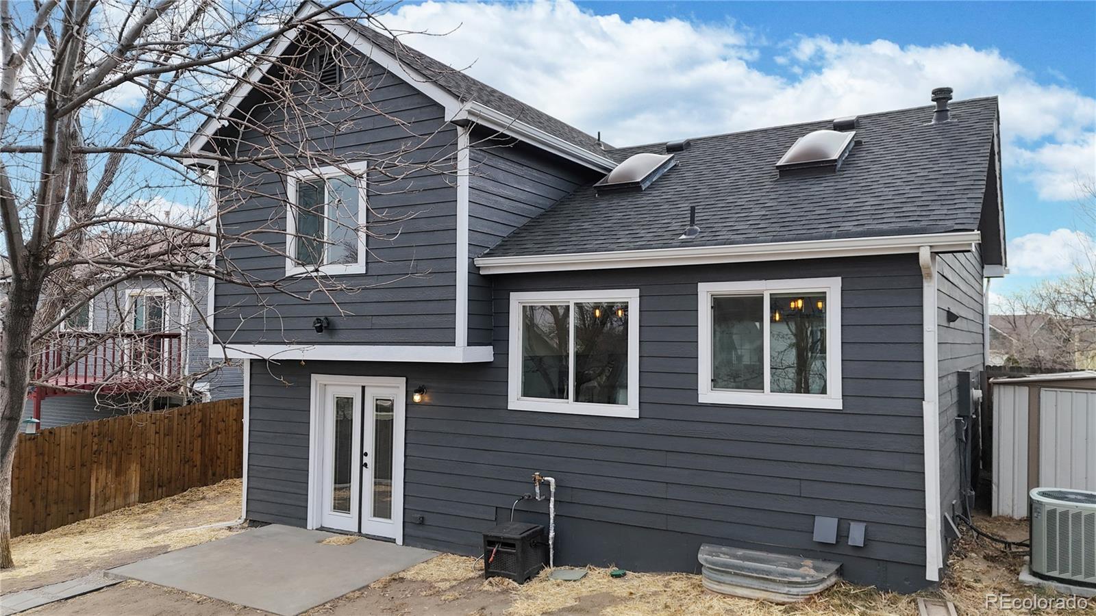 8656 Bluegrass Circle