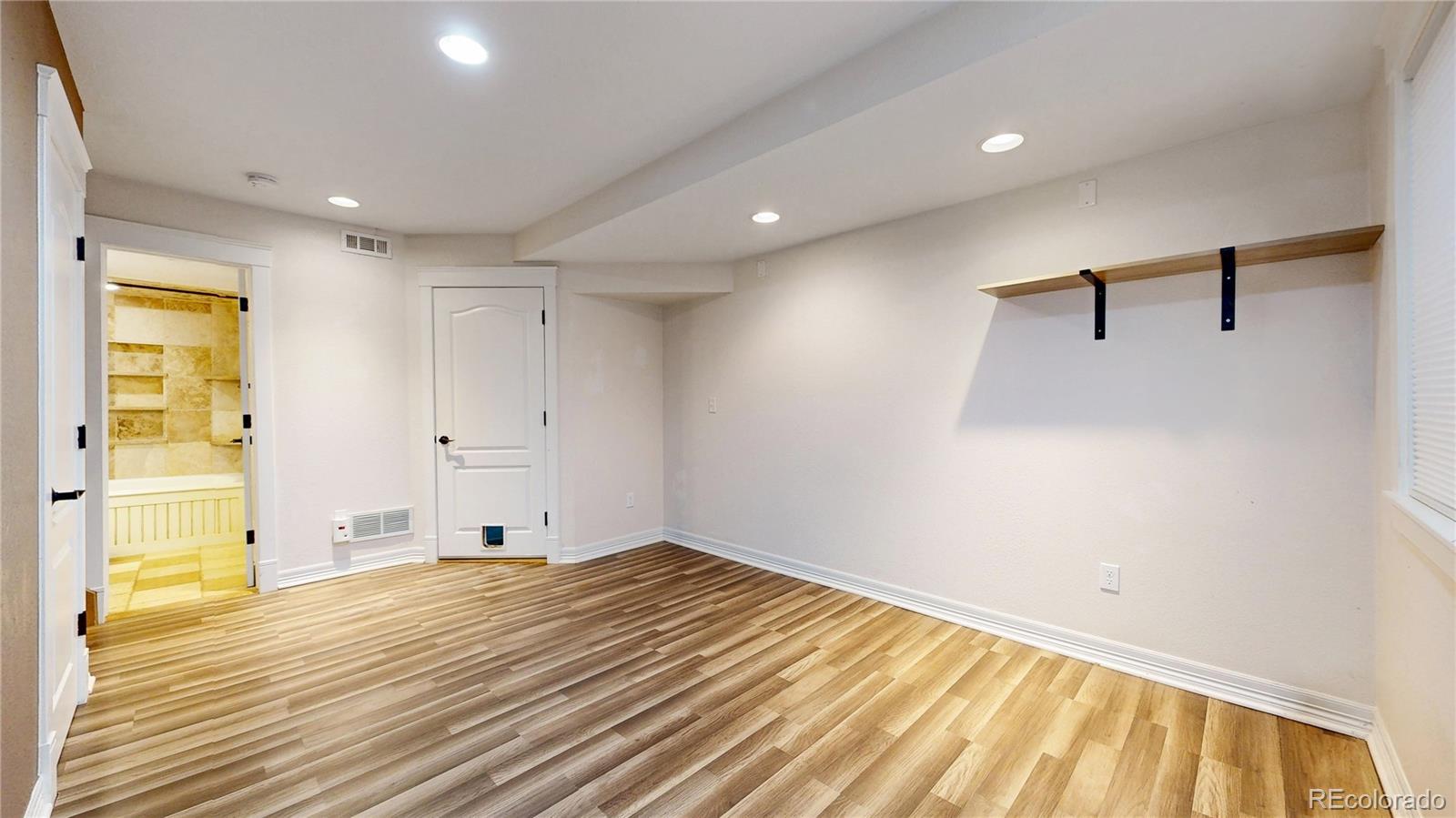 8656 Bluegrass Circle