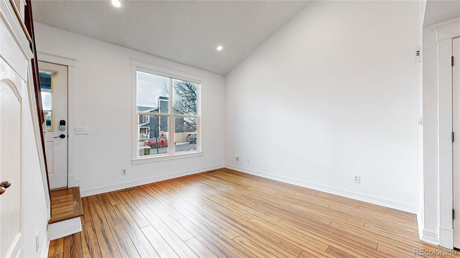 8656 Bluegrass Circle