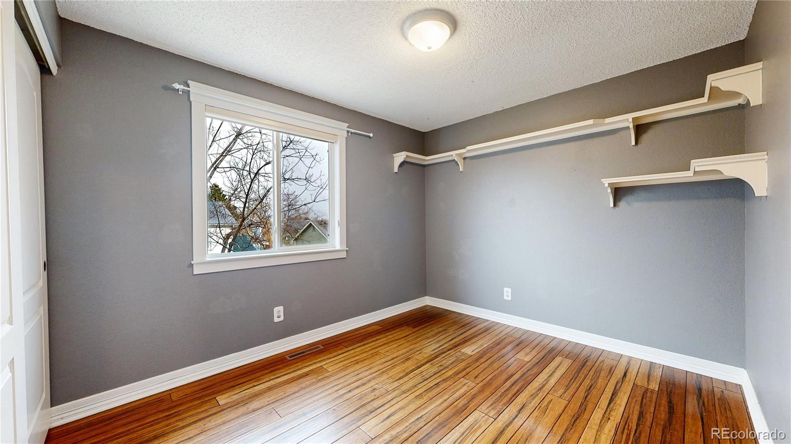 8656 Bluegrass Circle