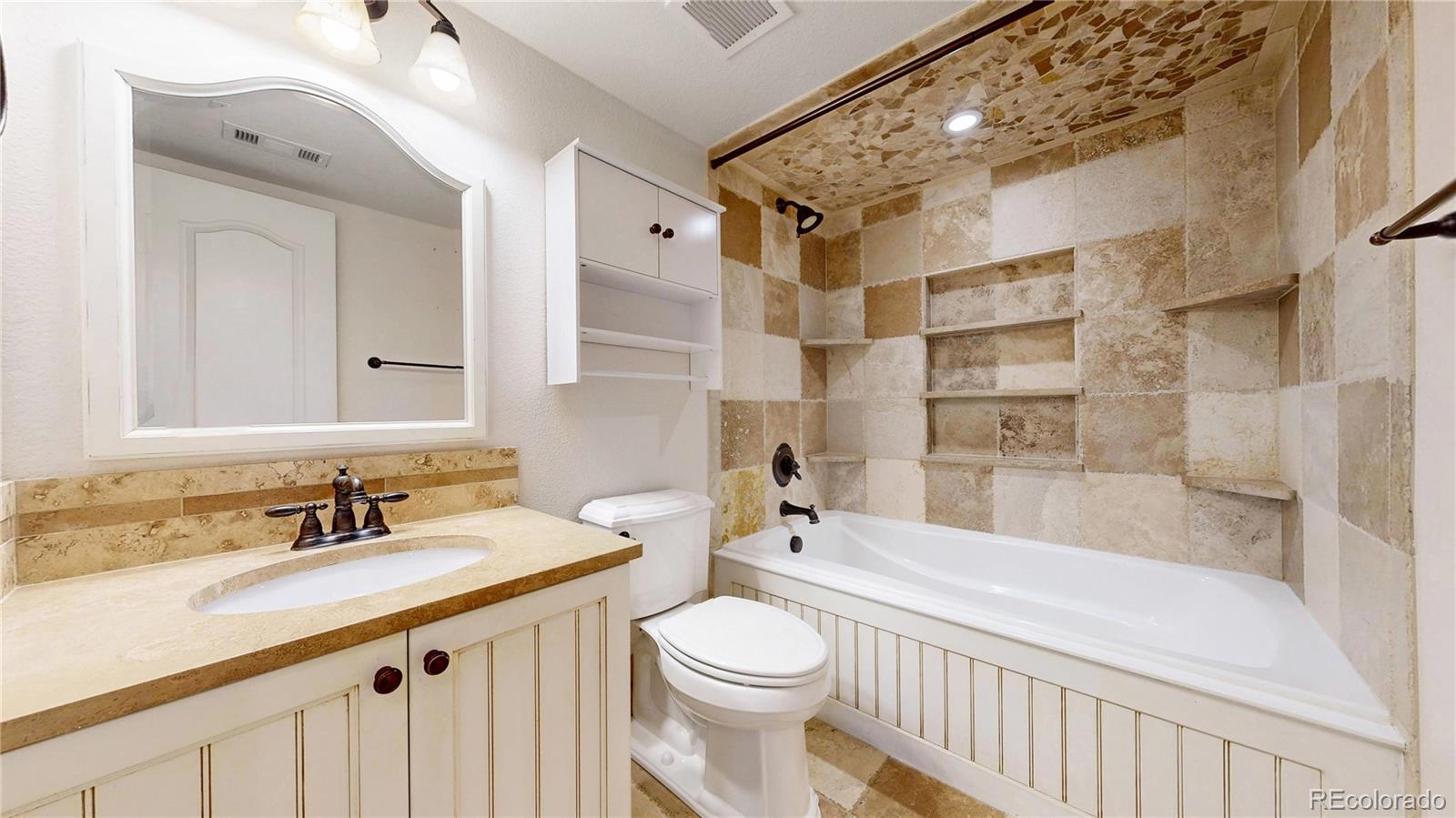 8656 Bluegrass Circle