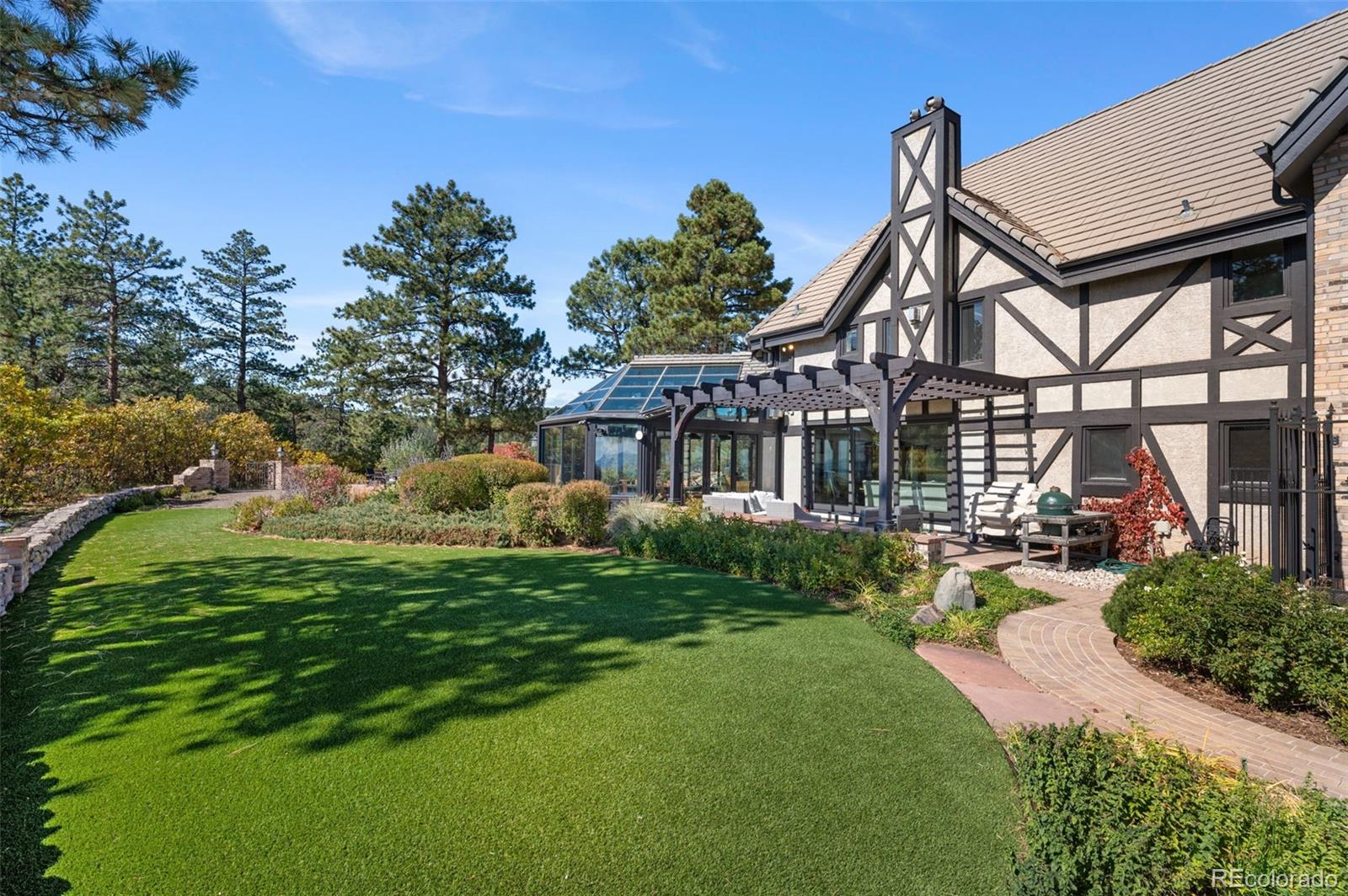 7225 Box Canyon Road