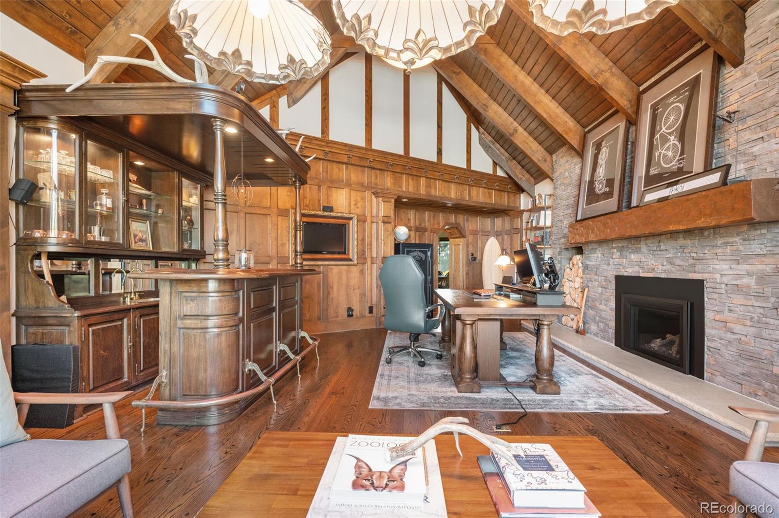 7225 Box Canyon Road