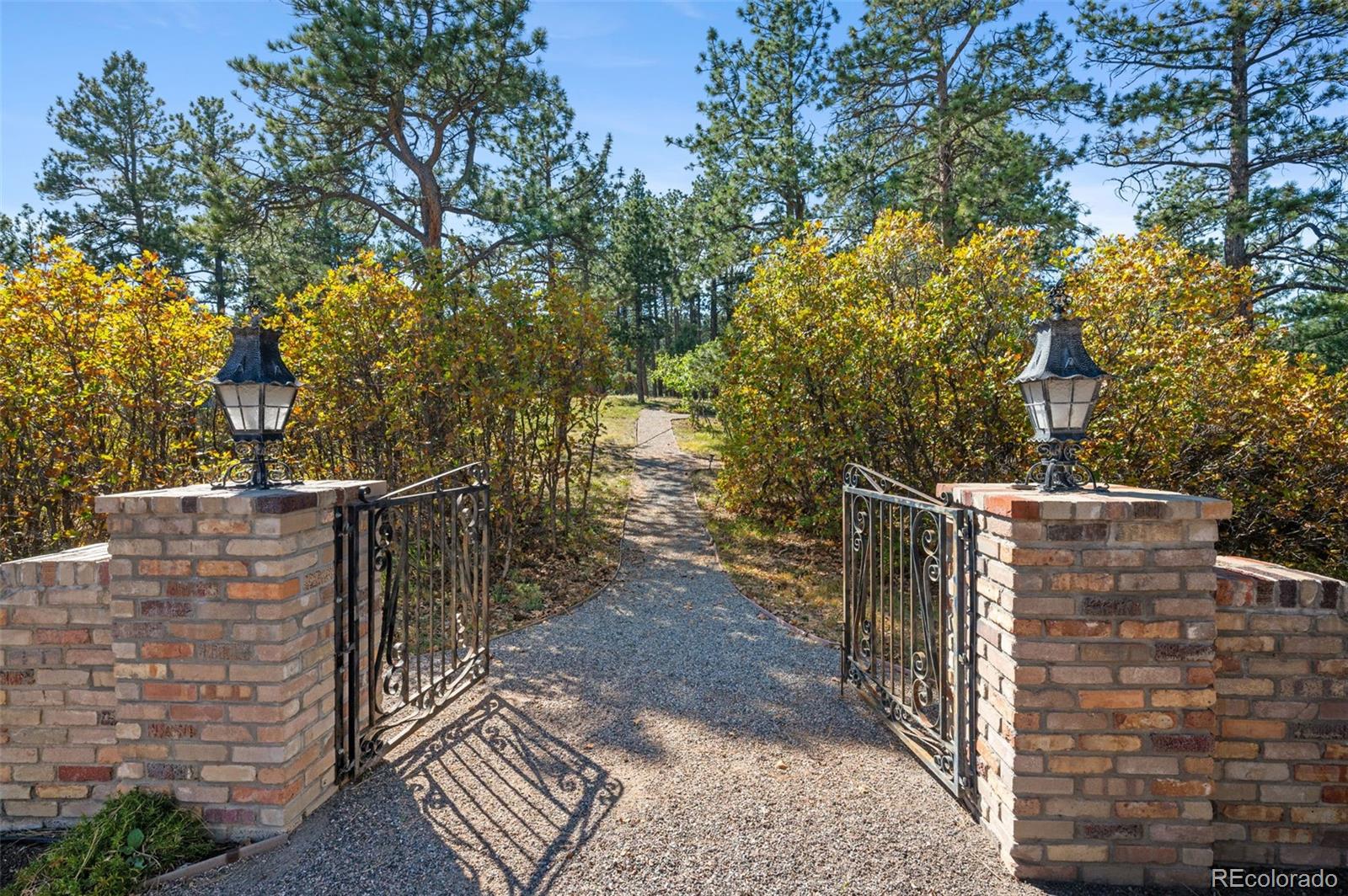 7225 Box Canyon Road