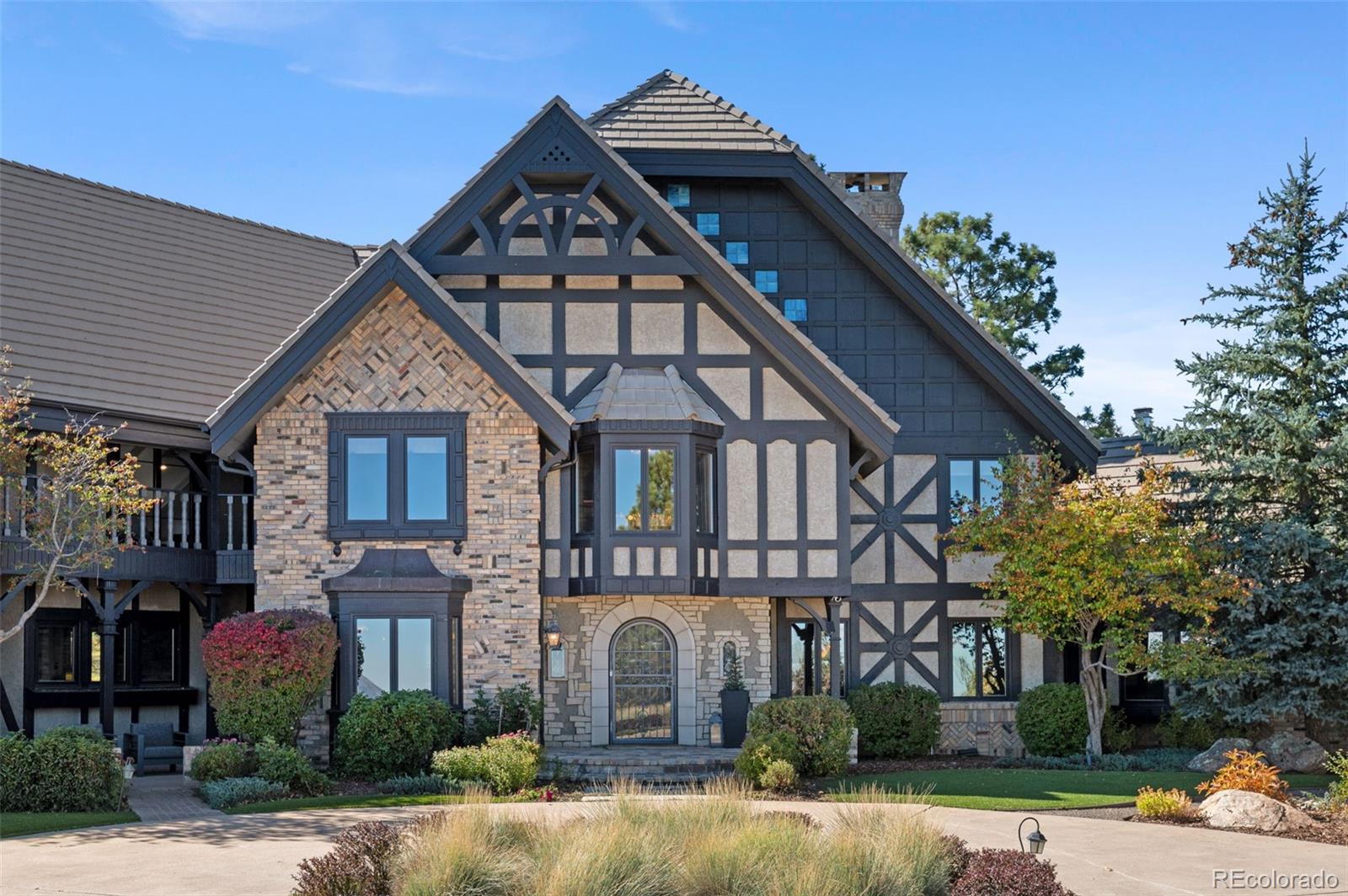 7225 Box Canyon Road