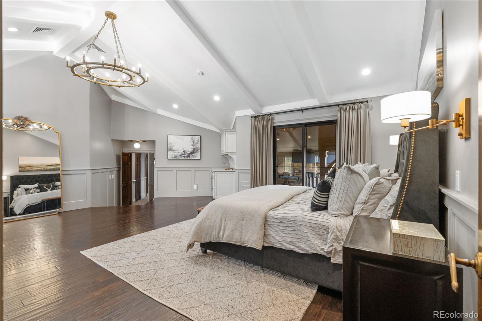 7225 Box Canyon Road