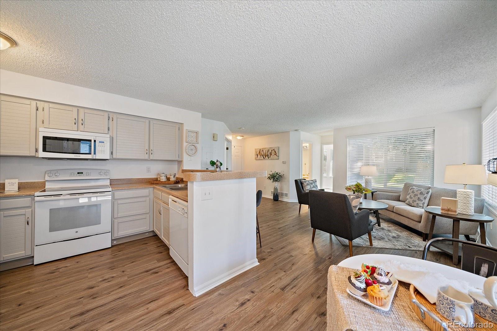 8500 E Jefferson Avenue Unit: 15E