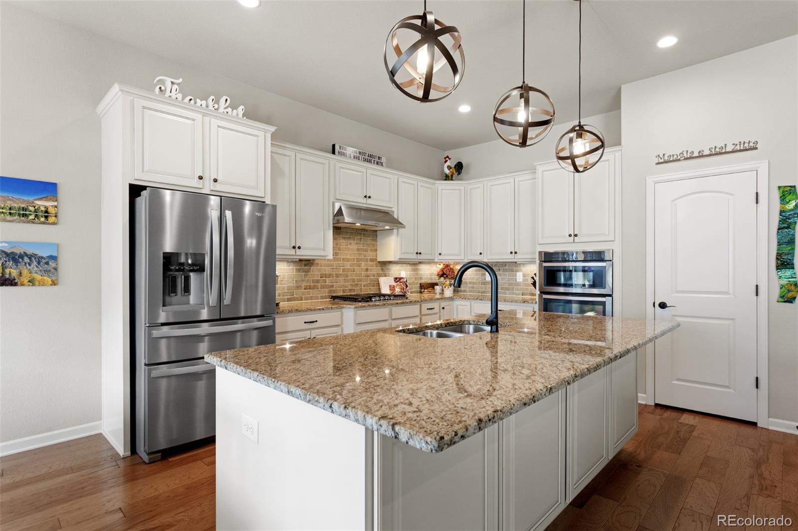 22878 E Bailey Circle