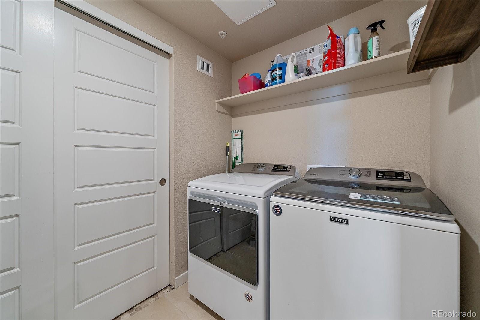 420 E Fremont Place Unit: 203