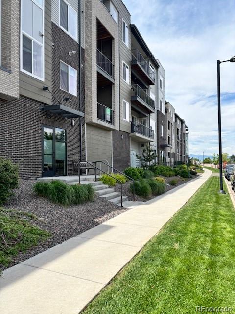 420 E Fremont Place Unit: 203