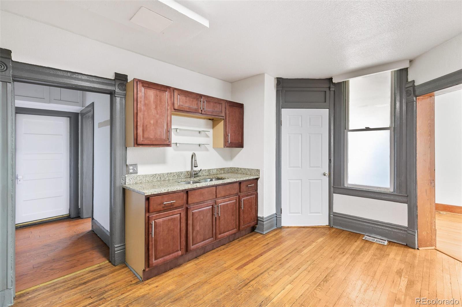 2739-2741 W 32nd Avenue