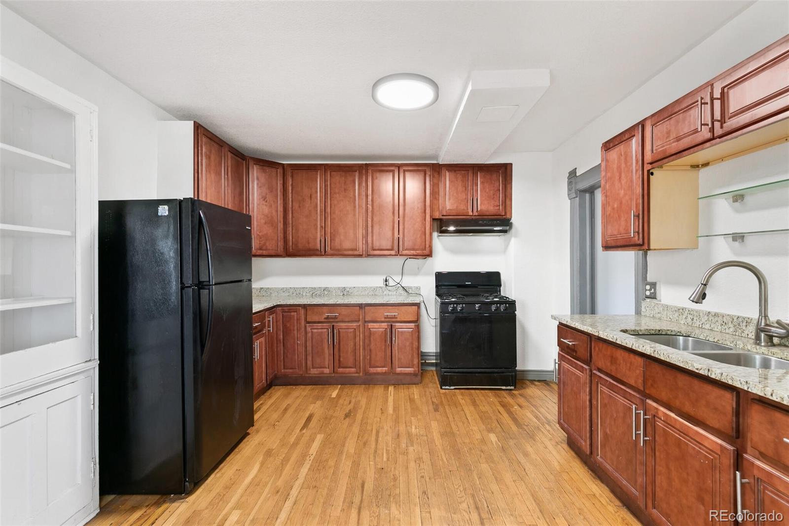 2739-2741 W 32nd Avenue