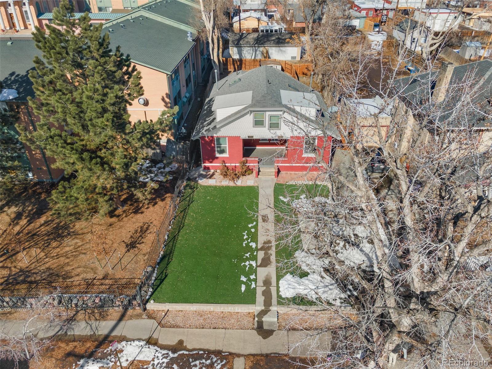 2739-2741 W 32nd Avenue