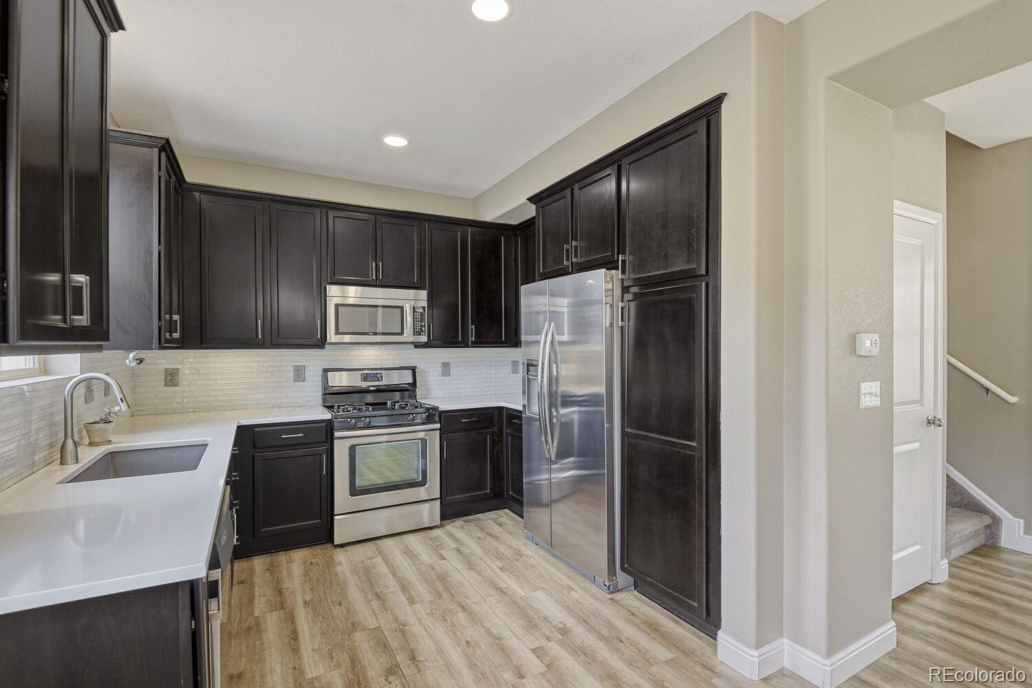 10225 Bellwether Lane