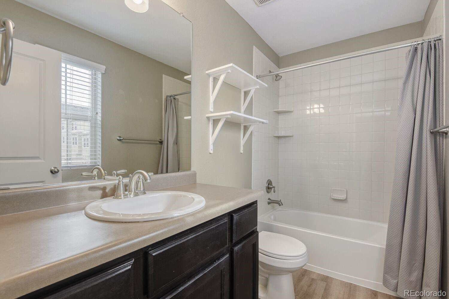 10225 Bellwether Lane