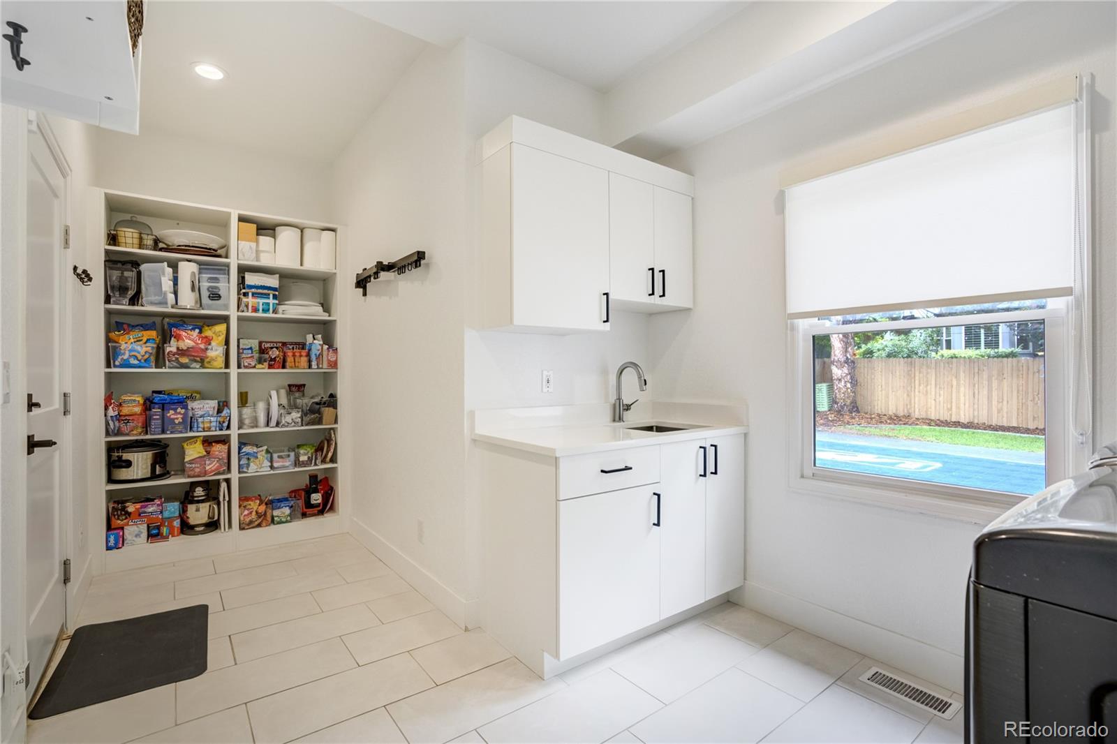 11389 E Maplewood Avenue